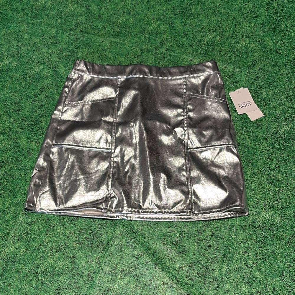 NWT girls metallic skirt sz 10/12 large 1497